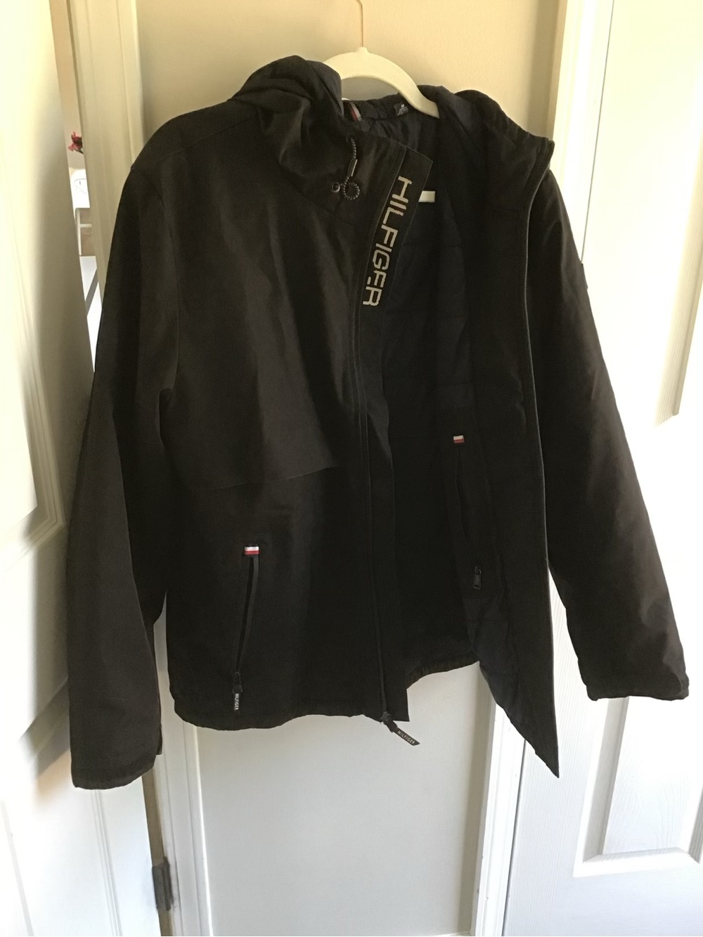 Tommy Hilfiger Men's Black Hooded Raincoat with Logo Trim